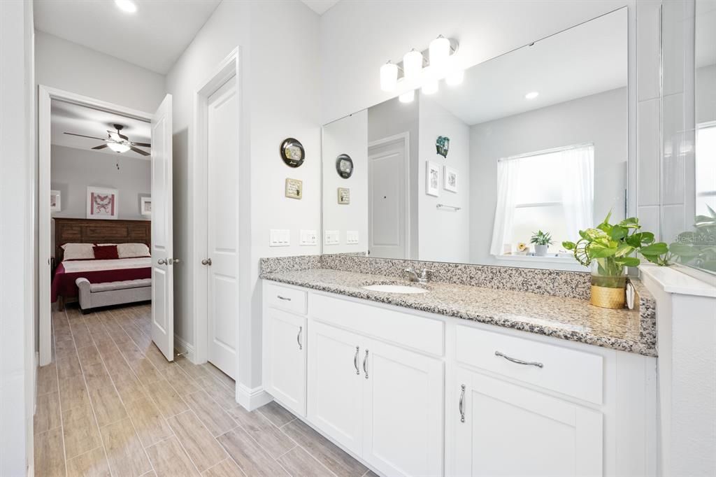 For Sale: $735,000 (4 beds, 2 baths, 2708 Square Feet)