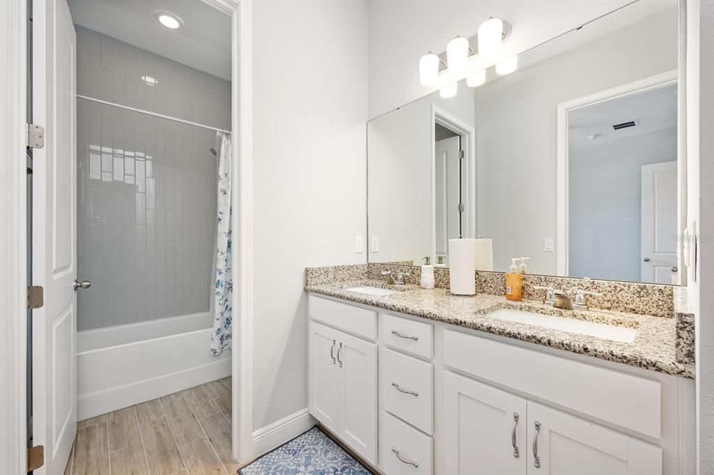 For Sale: $735,000 (4 beds, 2 baths, 2708 Square Feet)