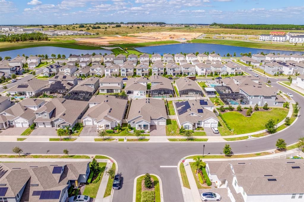 For Sale: $735,000 (4 beds, 2 baths, 2708 Square Feet)