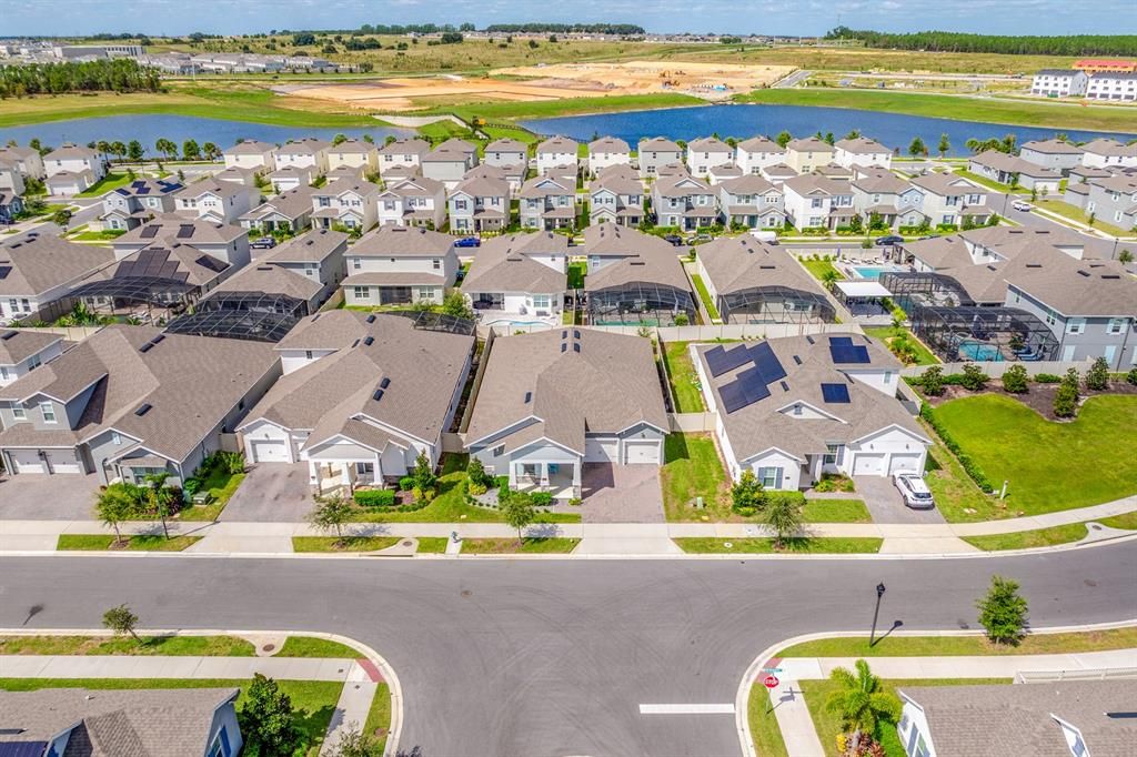 For Sale: $735,000 (4 beds, 2 baths, 2708 Square Feet)