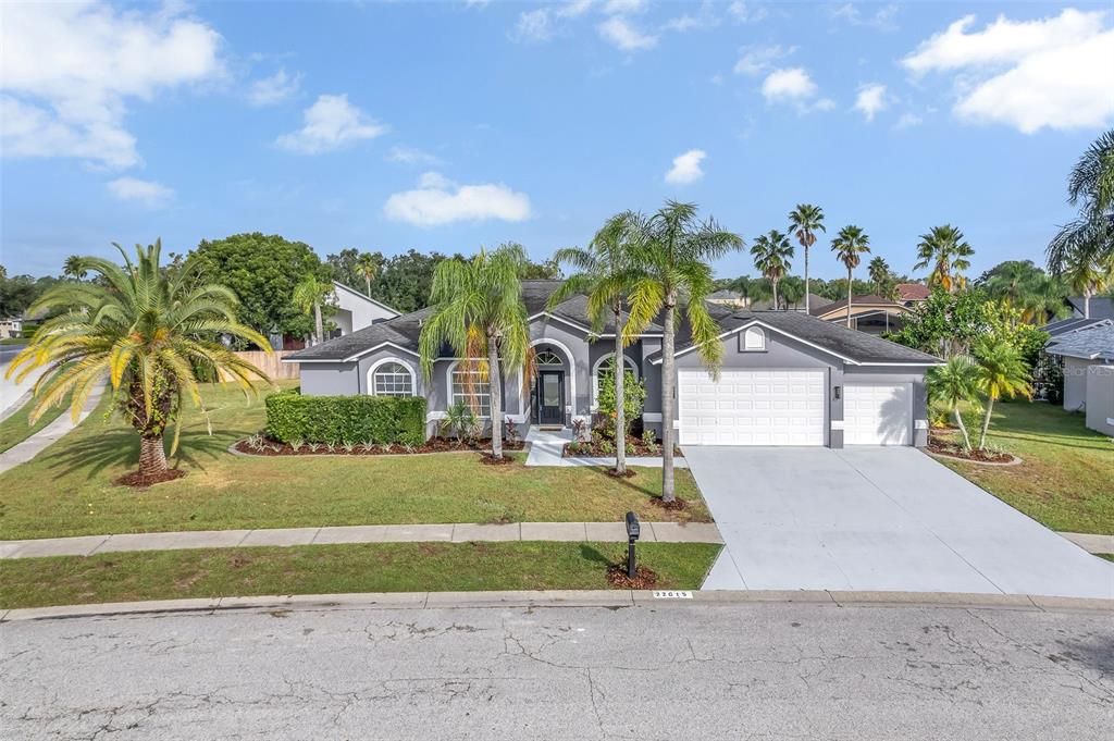 Recently Sold: $574,990 (5 beds, 3 baths, 2275 Square Feet)