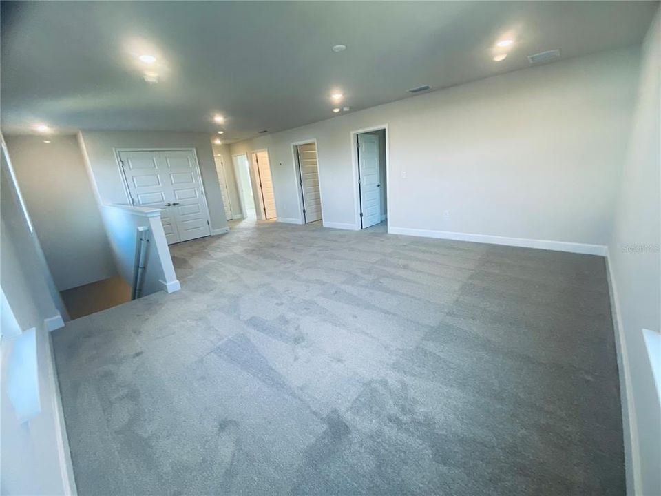 En Venta: $423,900 (4 camas, 2 baños, 2335 Pies cuadrados)