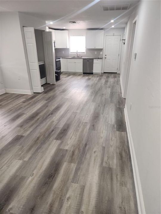 В аренду: $2,900 (3 спален, 2 ванн, 896 Квадратных фут)