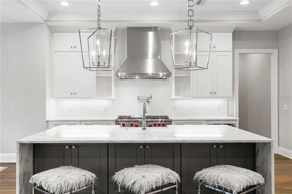 For Sale: $5,000,000 (5 beds, 5 baths, 6398 Square Feet)