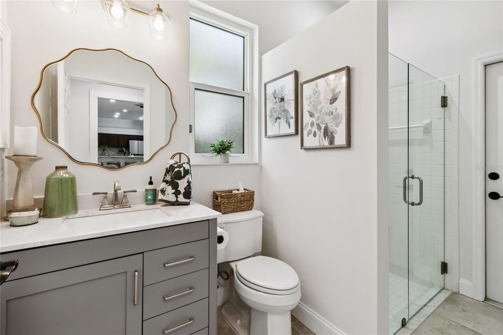 合同活跃: $815,000 (4 贝兹, 3 浴室, 2578 平方英尺)