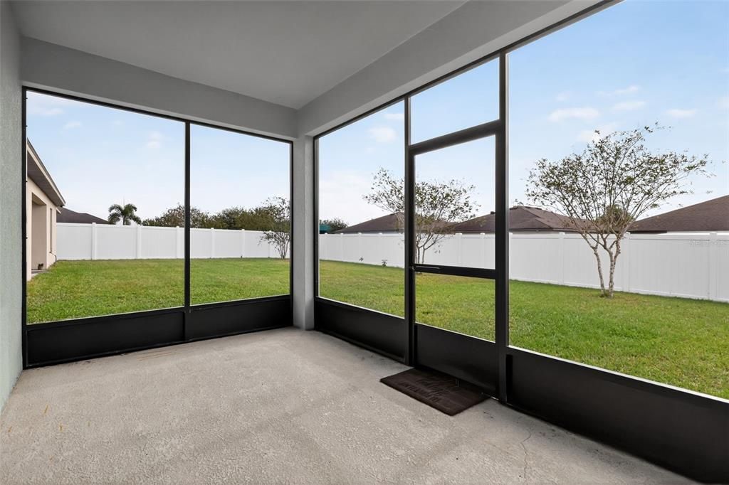 For Sale: $354,900 (4 beds, 2 baths, 2104 Square Feet)