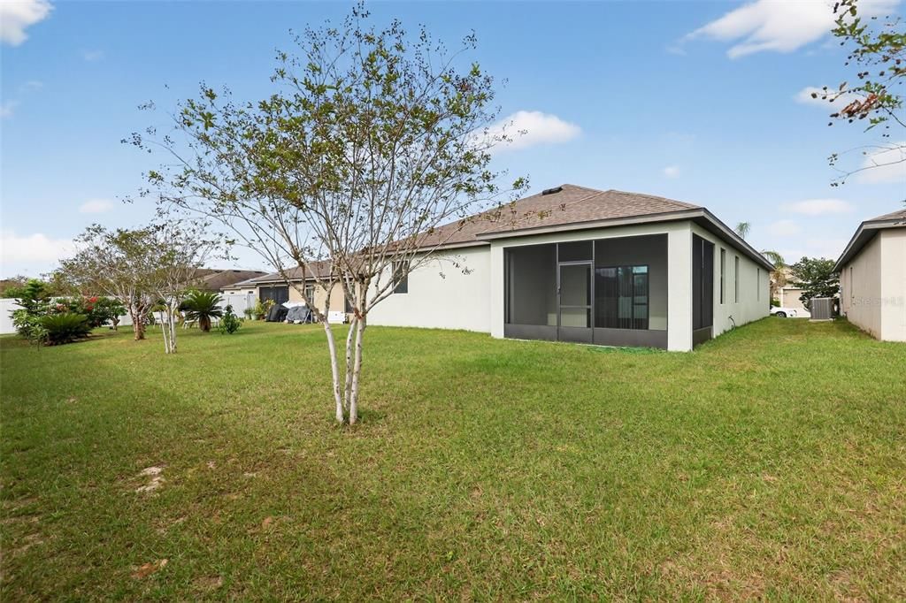 For Sale: $354,900 (4 beds, 2 baths, 2104 Square Feet)