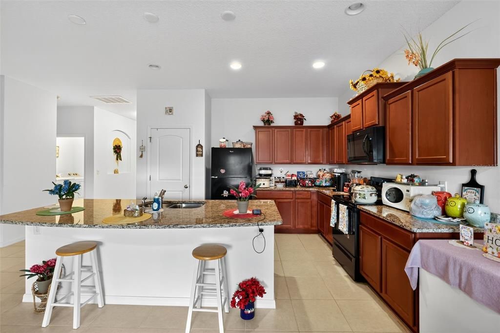 For Sale: $354,900 (4 beds, 2 baths, 2104 Square Feet)