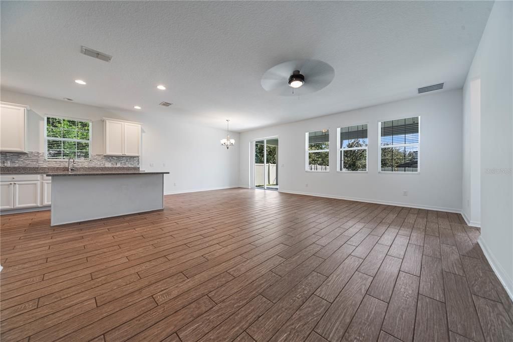 For Sale: $599,000 (4 beds, 2 baths, 2019 Square Feet)