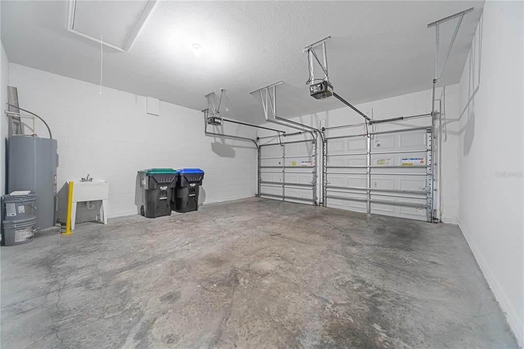 For Sale: $599,000 (4 beds, 2 baths, 2019 Square Feet)