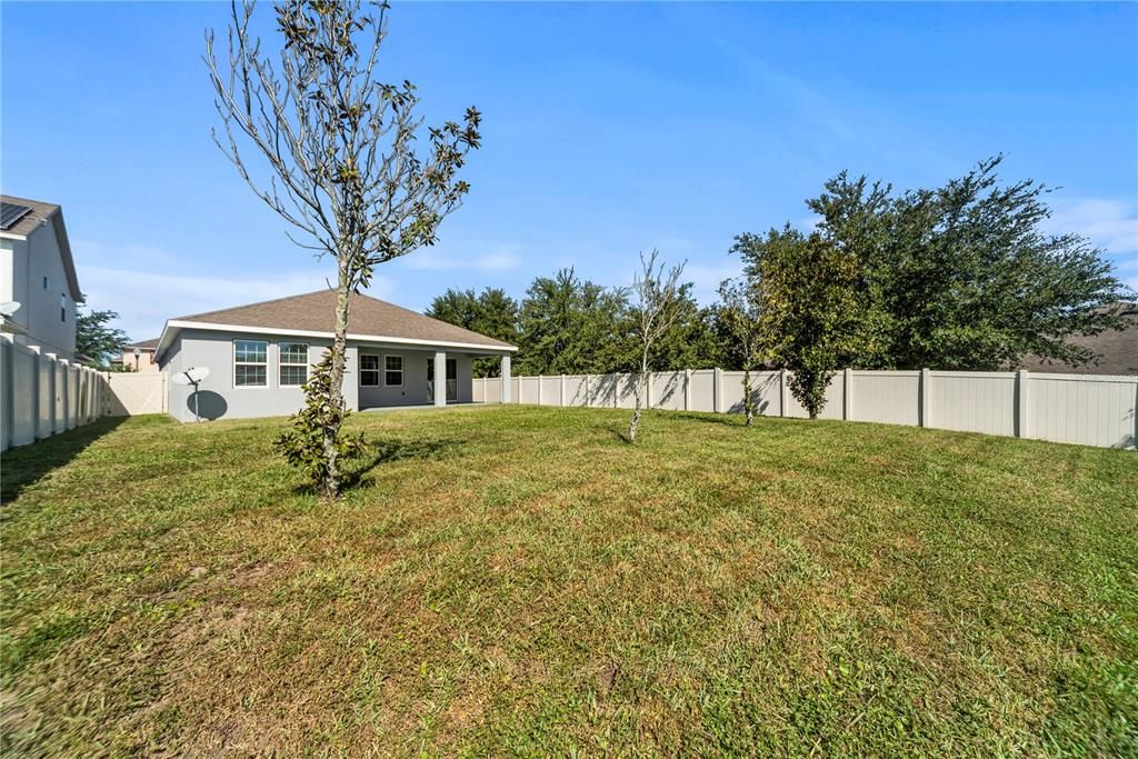 For Sale: $599,000 (4 beds, 2 baths, 2019 Square Feet)