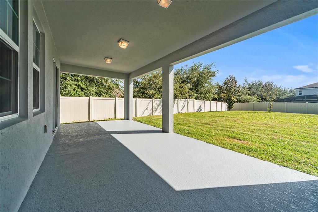 For Sale: $599,000 (4 beds, 2 baths, 2019 Square Feet)