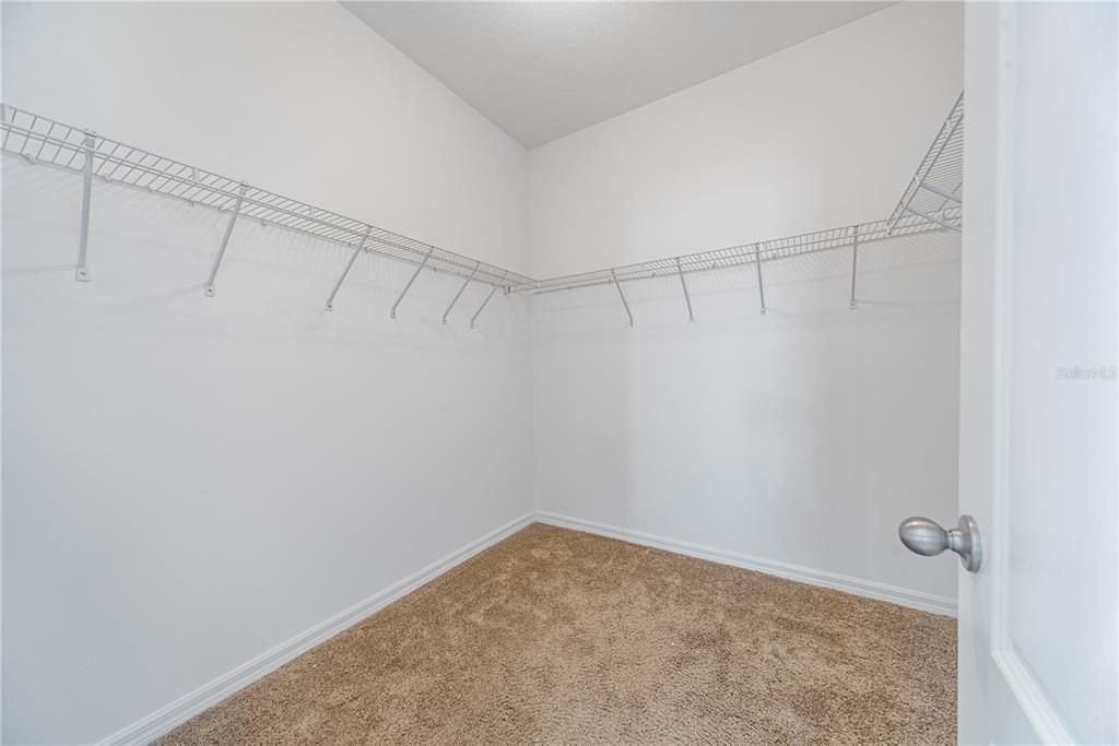 For Sale: $599,000 (4 beds, 2 baths, 2019 Square Feet)