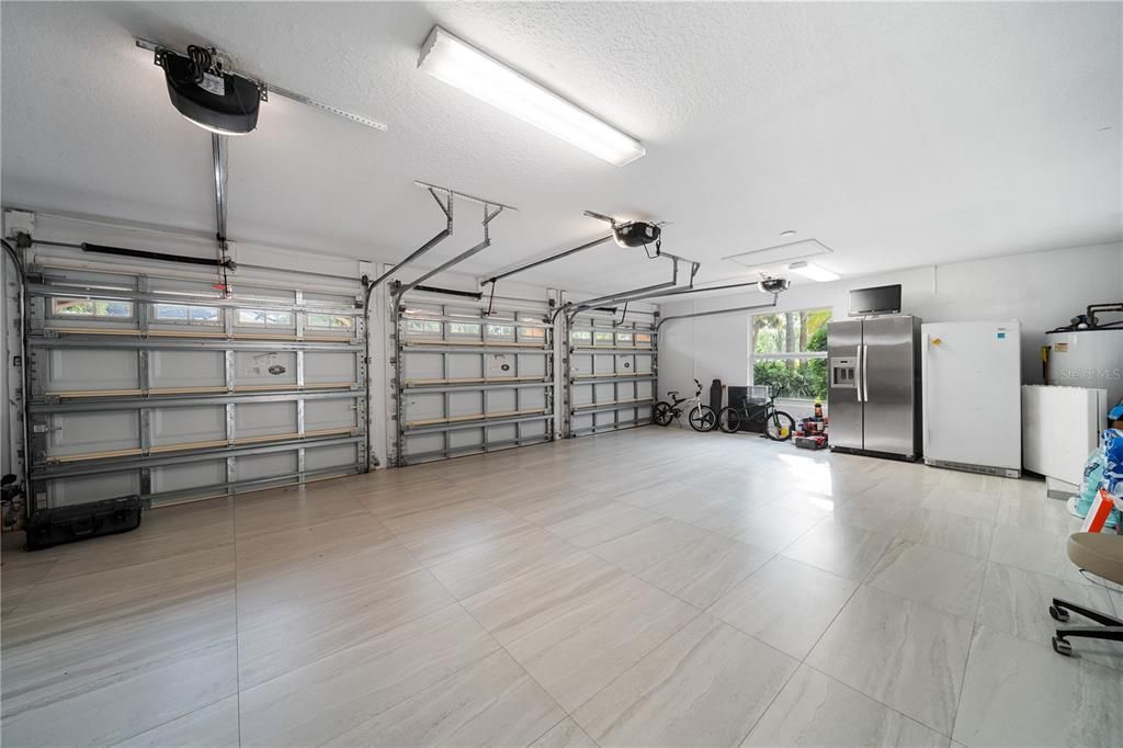 For Sale: $1,299,000 (5 beds, 3 baths, 3495 Square Feet)