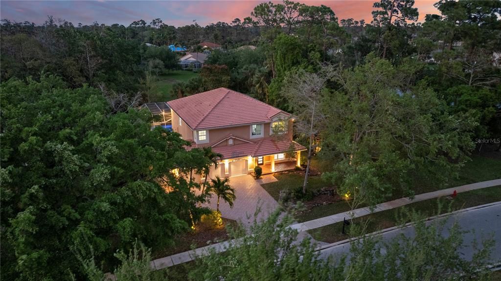 For Sale: $1,299,000 (5 beds, 3 baths, 3495 Square Feet)