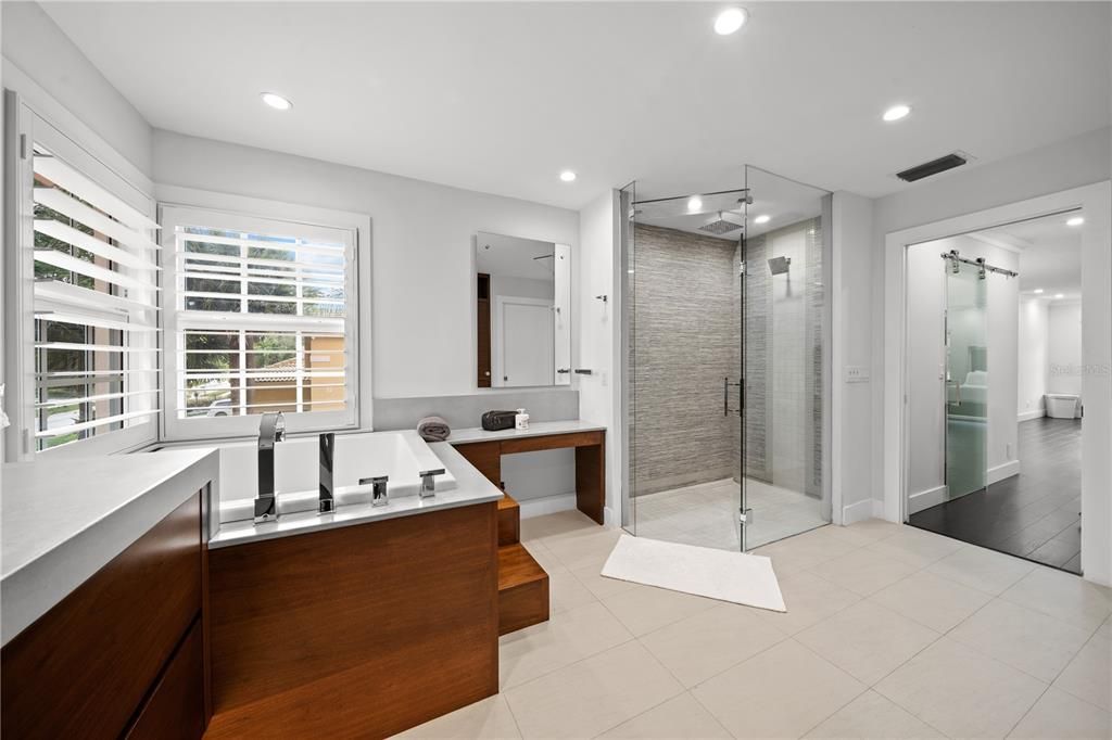 For Sale: $1,299,000 (5 beds, 3 baths, 3495 Square Feet)