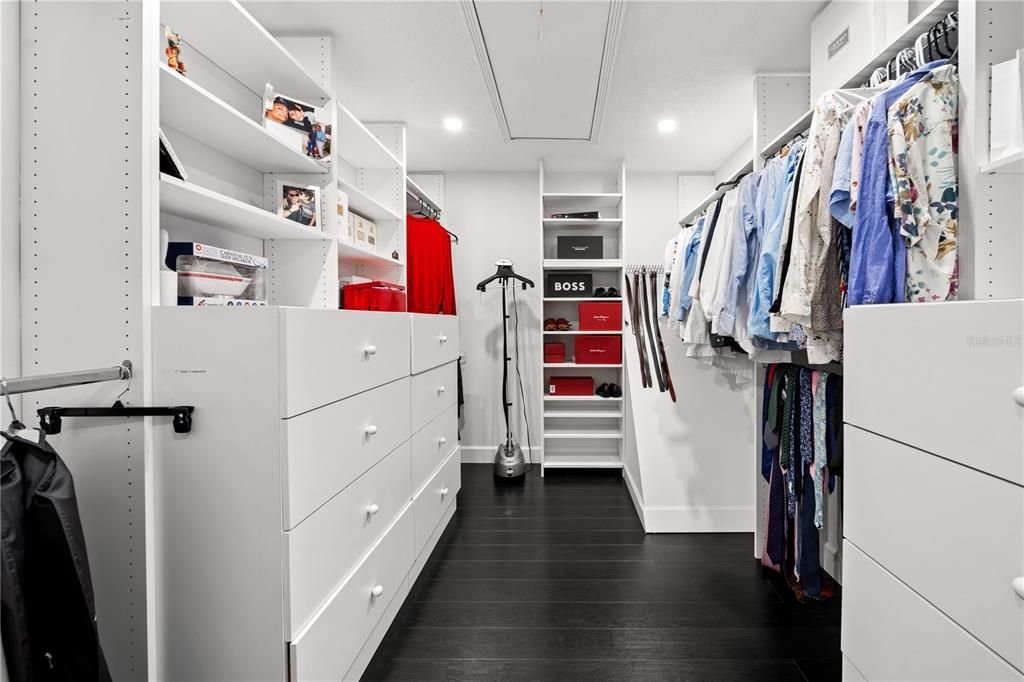 For Sale: $1,299,000 (5 beds, 3 baths, 3495 Square Feet)