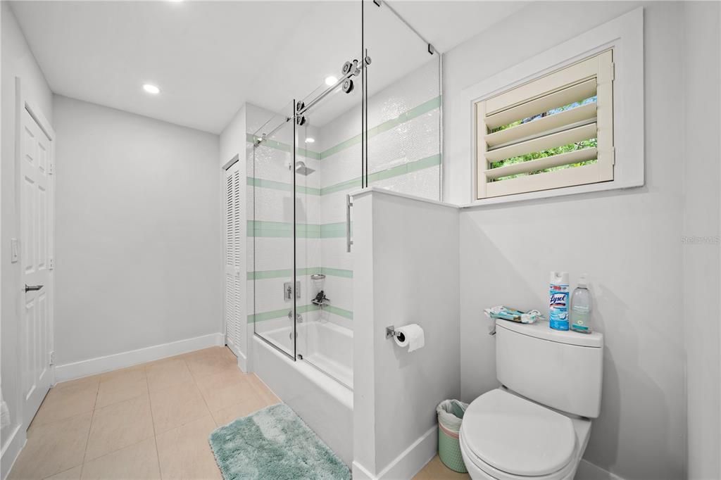 For Sale: $1,299,000 (5 beds, 3 baths, 3495 Square Feet)