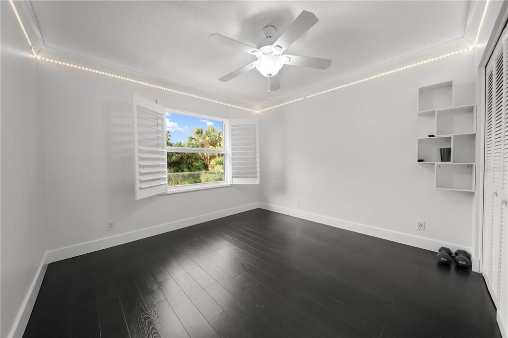 For Sale: $1,299,000 (5 beds, 3 baths, 3495 Square Feet)