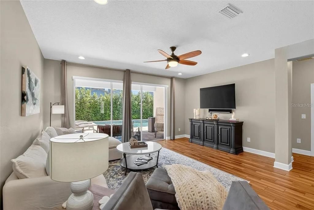 En Renta: $3,800 (4 camas, 2 baños, 2651 Pies cuadrados)