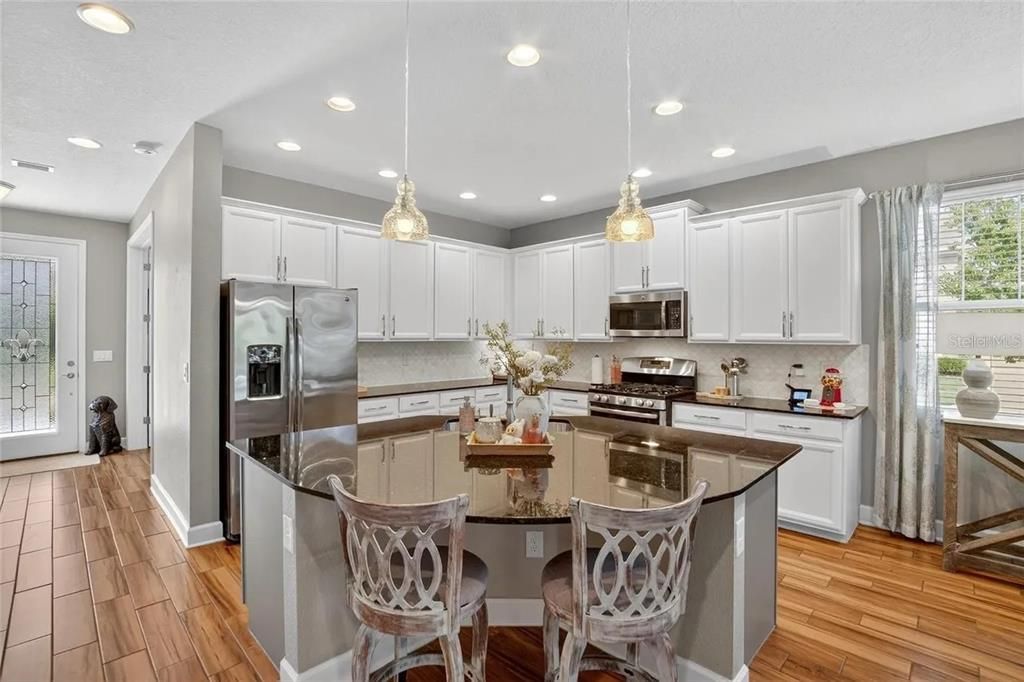 En Renta: $3,800 (4 camas, 2 baños, 2651 Pies cuadrados)