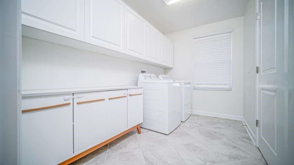 En Venta: $720,000 (5 camas, 3 baños, 3359 Pies cuadrados)