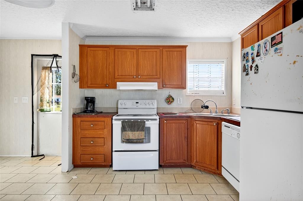 Activo con contrato: $120,000 (3 camas, 2 baños, 1144 Pies cuadrados)