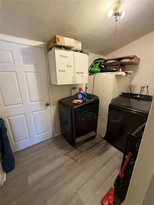 En Venta: $430,000 (6 camas, 0 baños, 1664 Pies cuadrados)