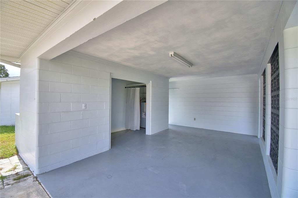 合同活跃: $259,000 (3 贝兹, 2 浴室, 1418 平方英尺)