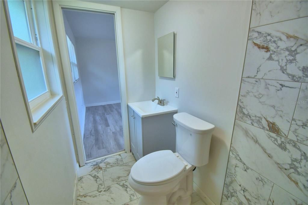 合同活跃: $259,000 (3 贝兹, 2 浴室, 1418 平方英尺)