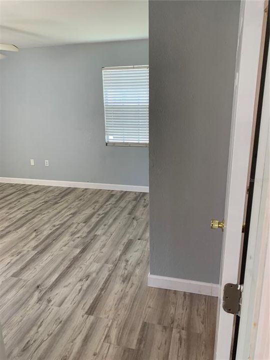 В аренду: $1,600 (3 спален, 2 ванн, 1309 Квадратных фут)