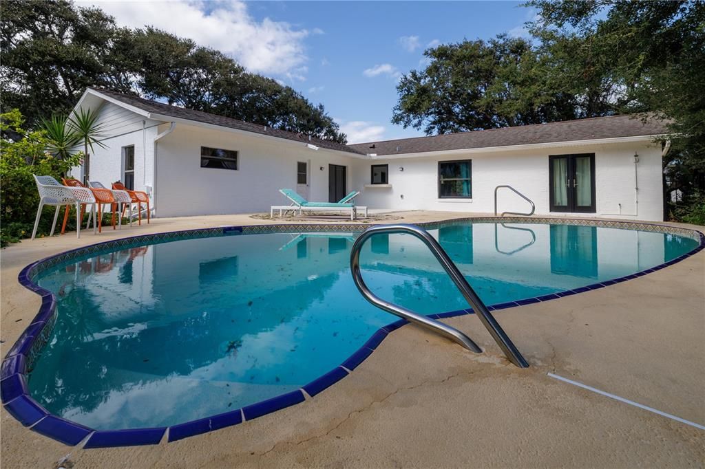 待售: $920,000 (3 贝兹, 2 浴室, 1876 平方英尺)