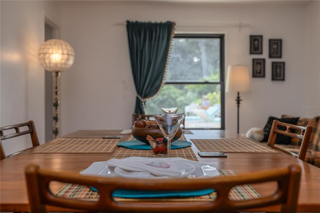 待售: $920,000 (3 贝兹, 2 浴室, 1876 平方英尺)