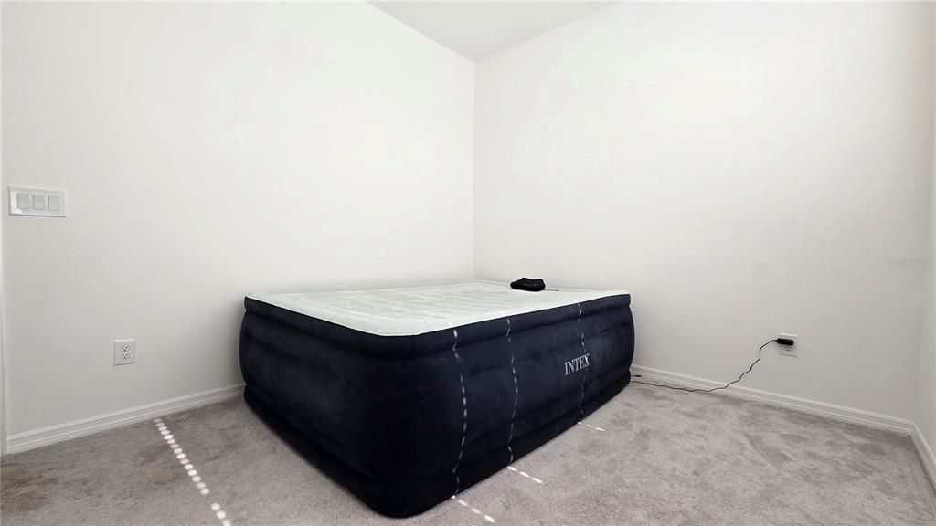 For Rent: $1,950 (3 beds, 2 baths, 1671 Square Feet)