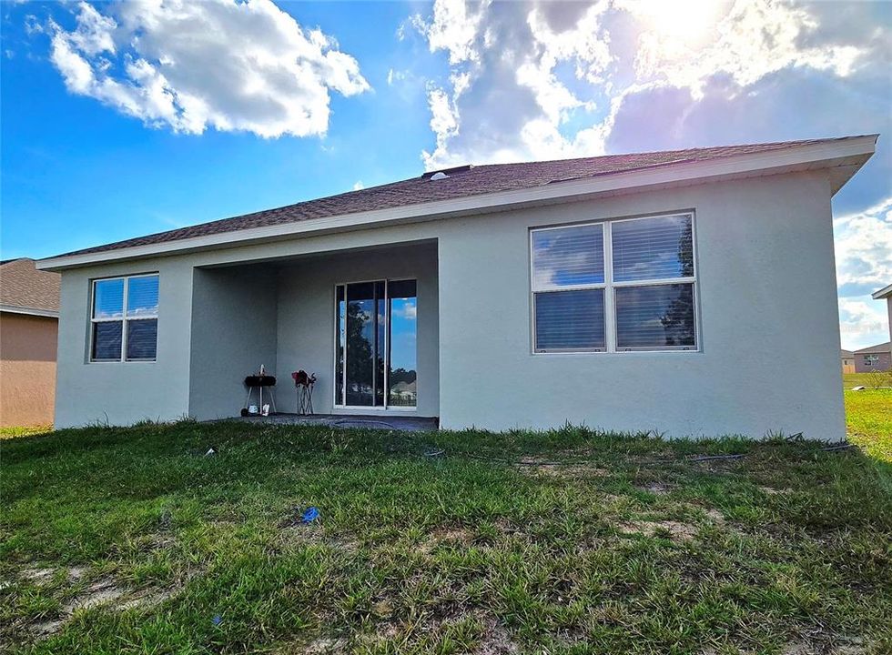 For Rent: $1,950 (3 beds, 2 baths, 1671 Square Feet)