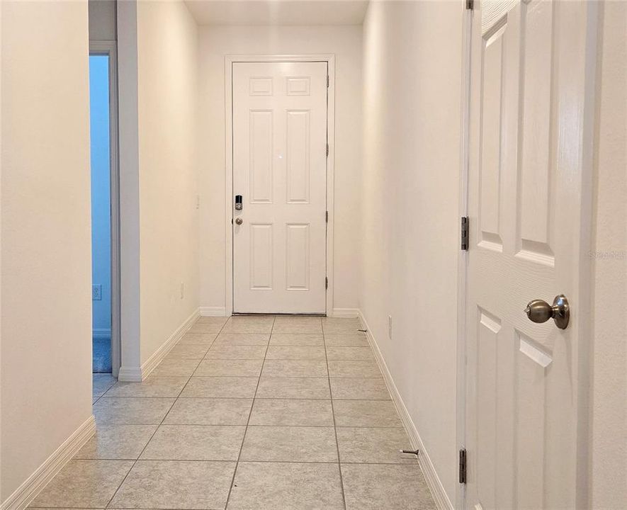 For Rent: $1,950 (3 beds, 2 baths, 1671 Square Feet)