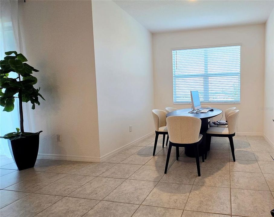 For Rent: $1,950 (3 beds, 2 baths, 1671 Square Feet)