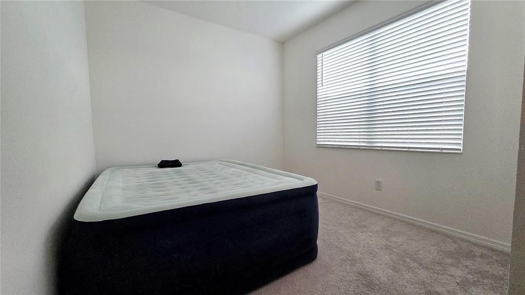 For Rent: $1,950 (3 beds, 2 baths, 1671 Square Feet)