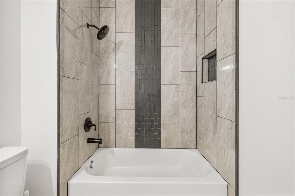 For Sale: $1,299,999 (3 beds, 3 baths, 2638 Square Feet)