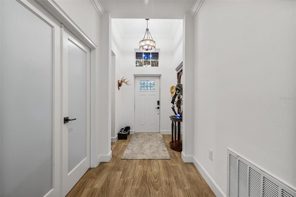 For Sale: $1,299,999 (3 beds, 3 baths, 2638 Square Feet)