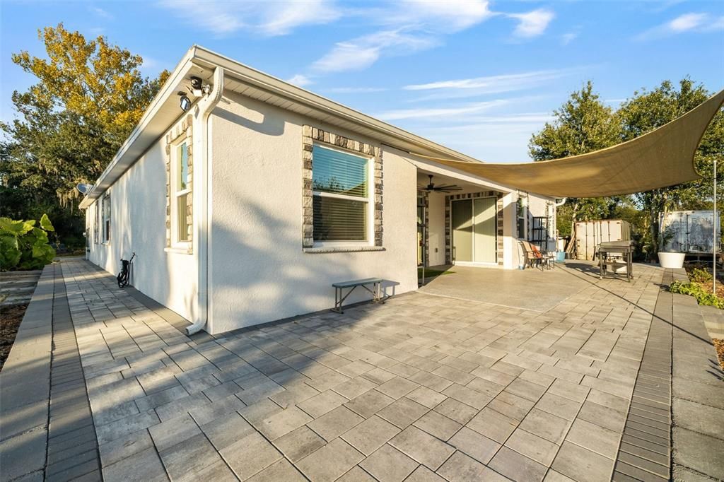 For Sale: $1,299,999 (3 beds, 3 baths, 2638 Square Feet)