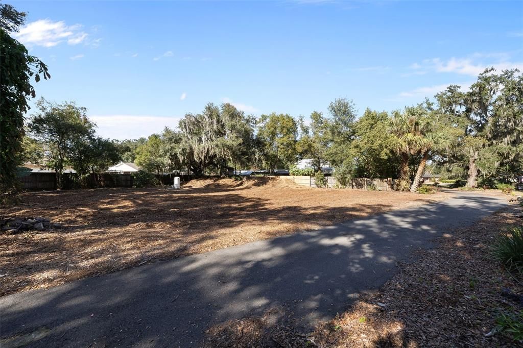 For Sale: $1,299,999 (3 beds, 3 baths, 2638 Square Feet)