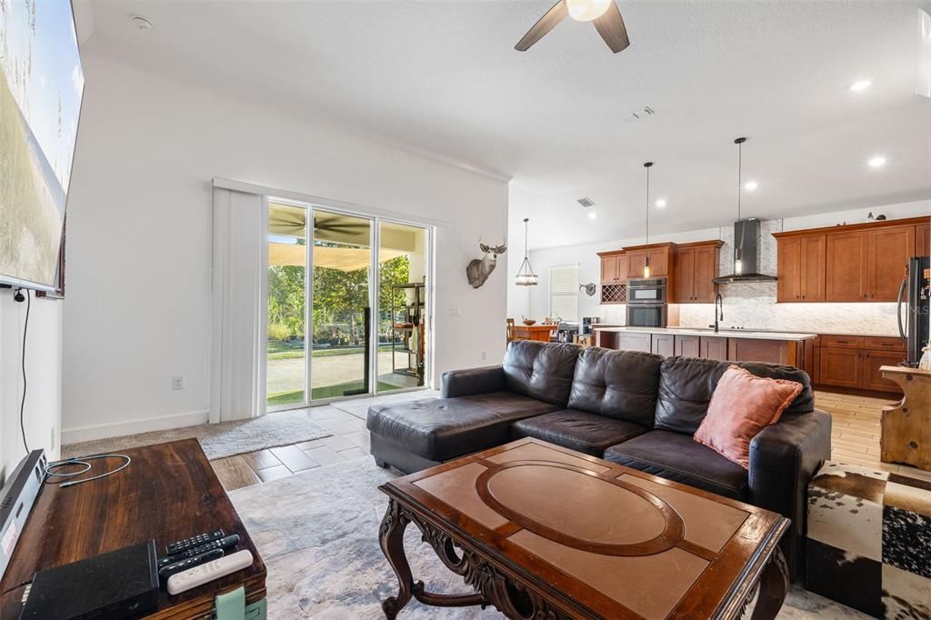 For Sale: $1,299,999 (3 beds, 3 baths, 2638 Square Feet)