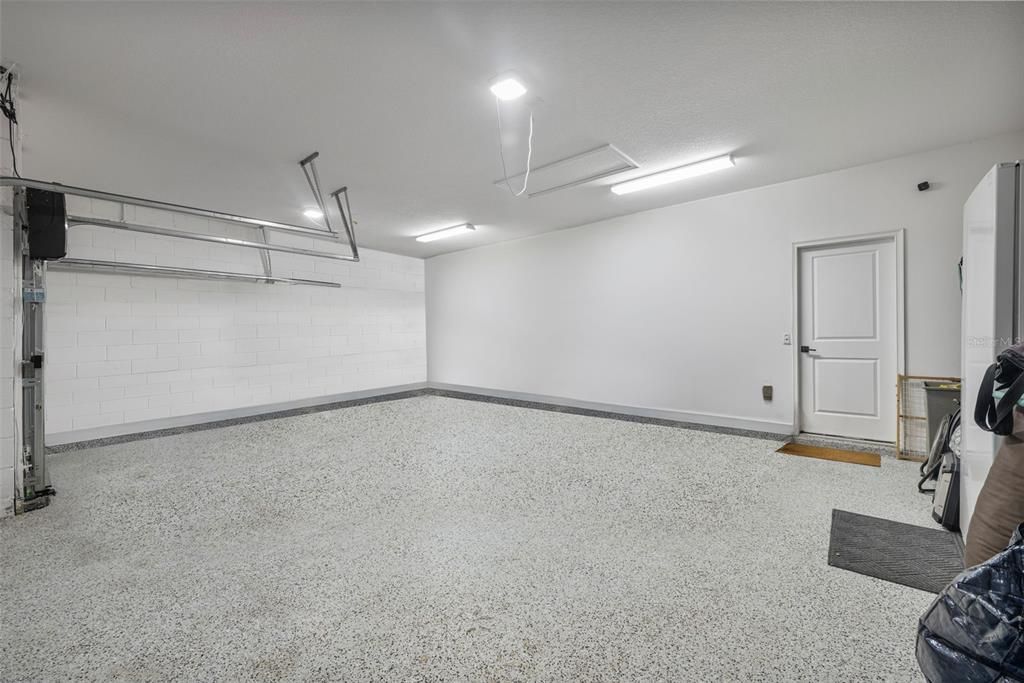 For Sale: $1,299,999 (3 beds, 3 baths, 2638 Square Feet)