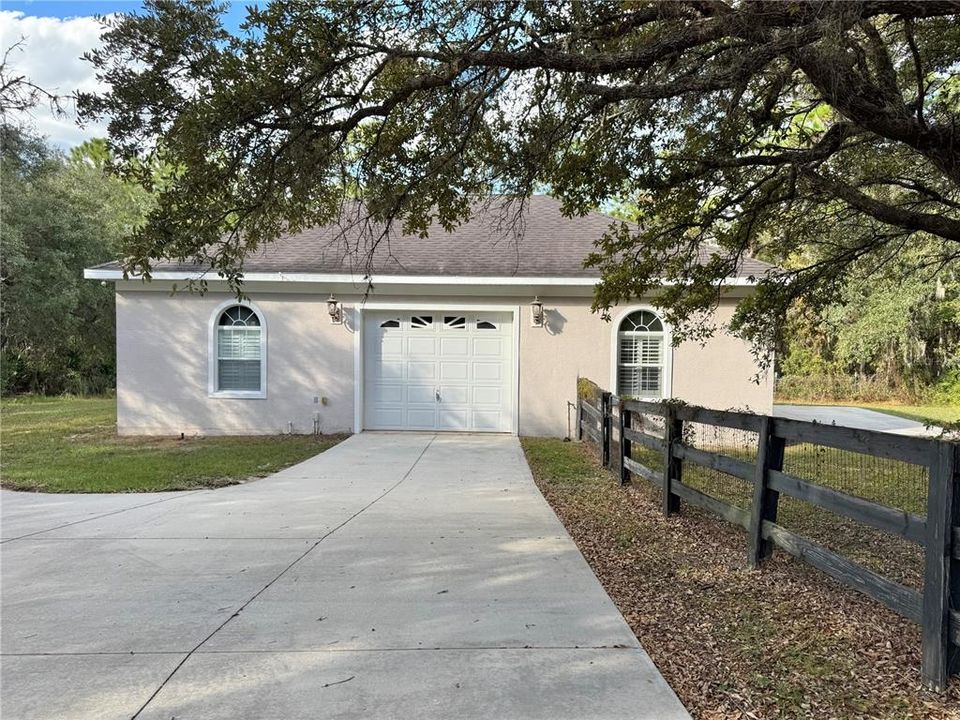 For Sale: $799,900 (3 beds, 2 baths, 3186 Square Feet)