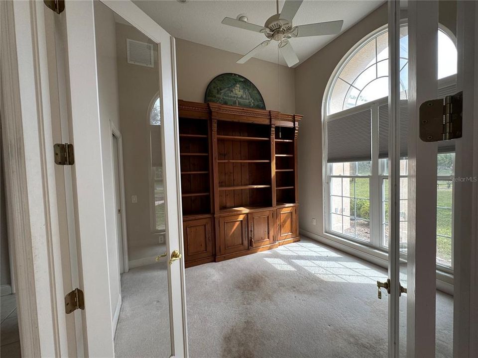 For Sale: $799,900 (3 beds, 2 baths, 3186 Square Feet)