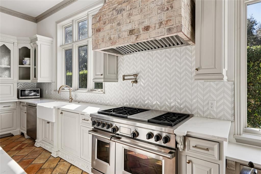 For Rent: $12,000 (3 beds, 3 baths, 2848 Square Feet)