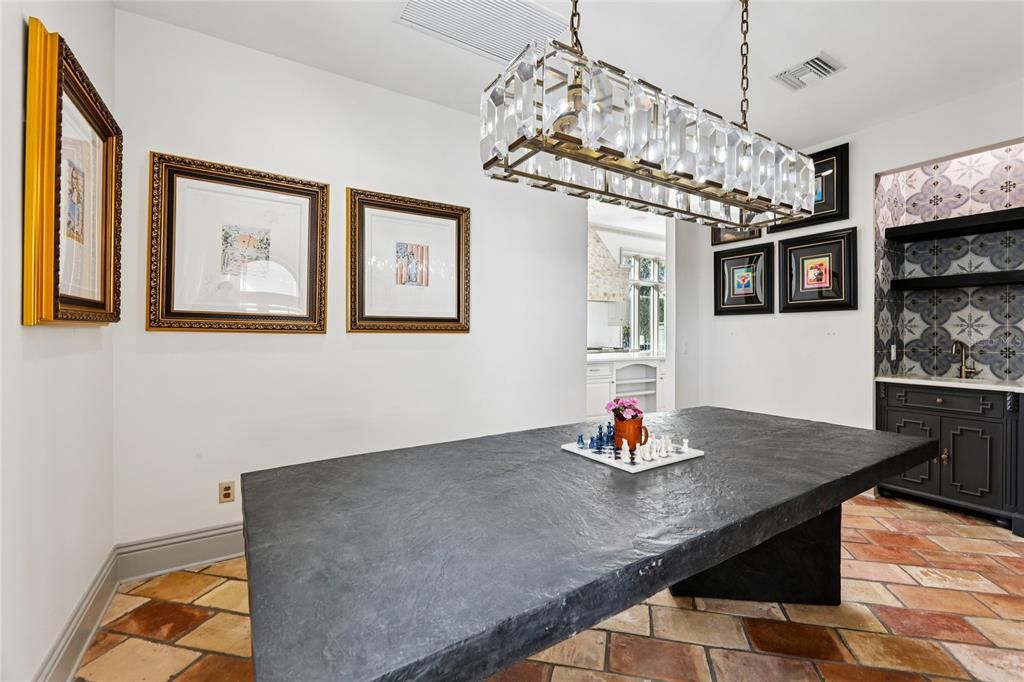 For Rent: $12,000 (3 beds, 3 baths, 2848 Square Feet)