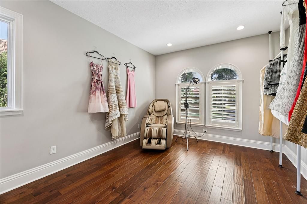 For Rent: $12,000 (3 beds, 3 baths, 2848 Square Feet)