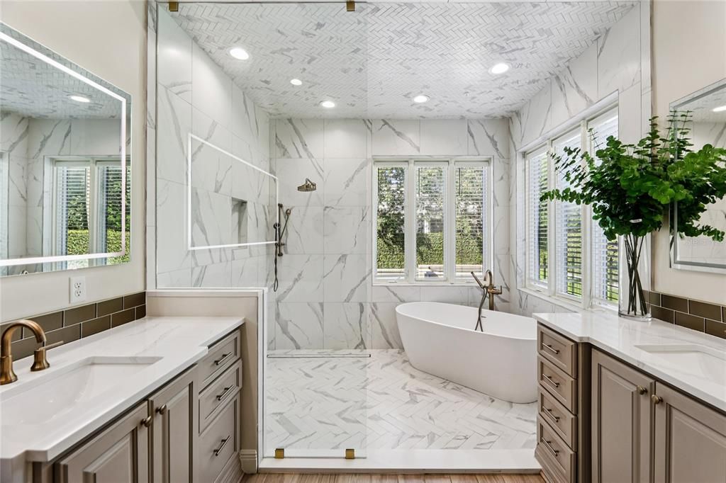 For Rent: $12,000 (3 beds, 3 baths, 2848 Square Feet)